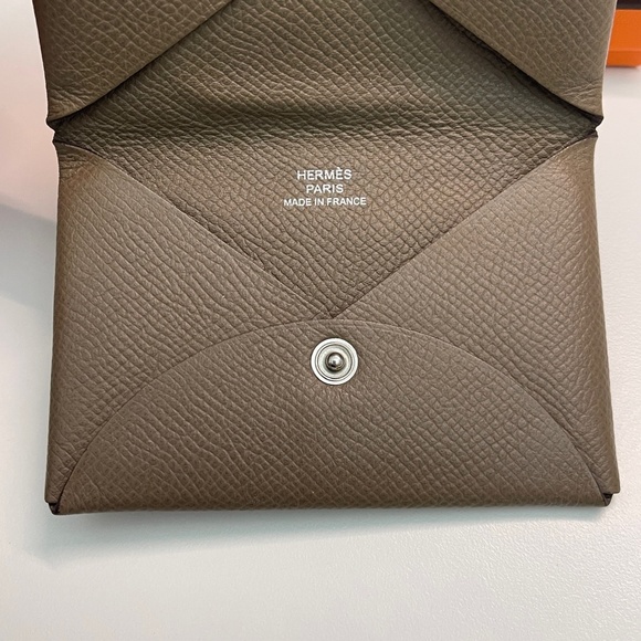 Hermes Calvi card holder in etoupe gray women leather wallet with box - Picture 10 of 16